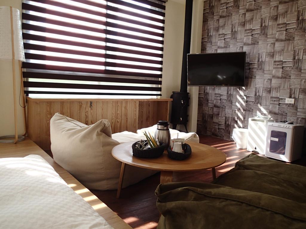Meow G Cafe Hostel Hualien City Room photo